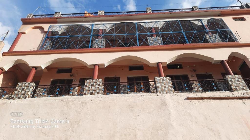ukhimath - chaukhambha home stay